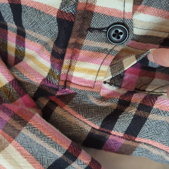 Woman's Roxy winter coat! - Picture 6 of 8